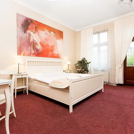 Willa Ogrody Bed & Breakfast *